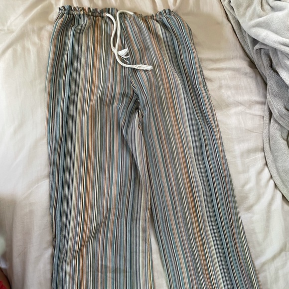 Loose on pastel color flowy pants - Picture 1 of 2